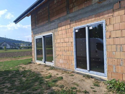 abaf2097 361f 472c 9734 0b92b380876b